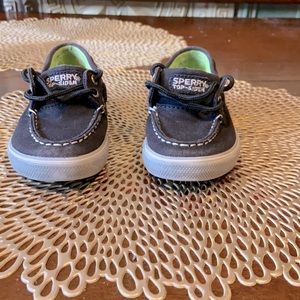 Lightly used pair of Boys 10 Sperry TopSiders